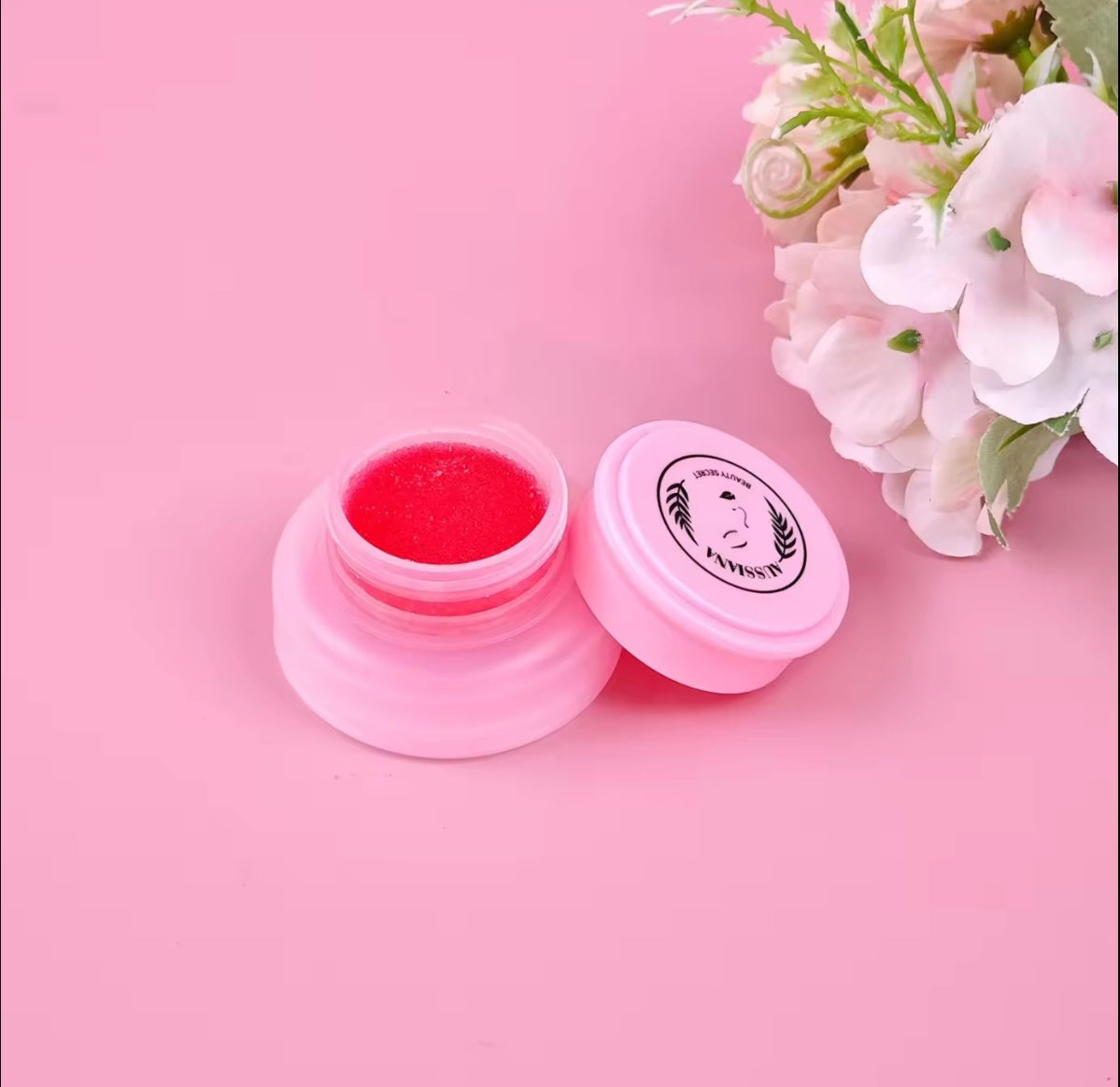 Strawberry lip scrub